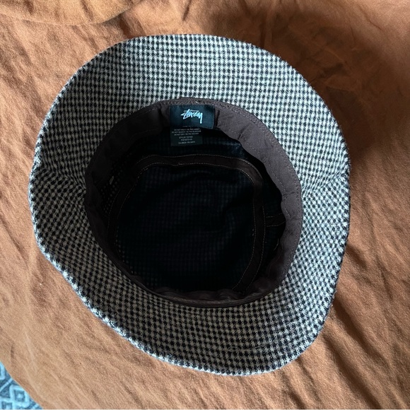 Stussy WOOL CHECK BIG STOCK BUCKET - Picture 7 of 8